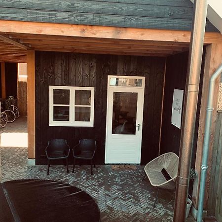 Tiny House Thuus Villa Sint Annaland Dış mekan fotoğraf