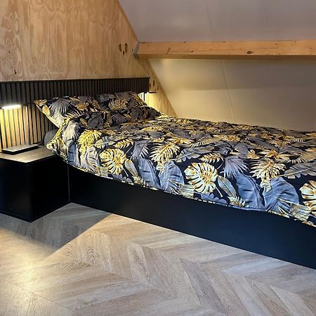 Tiny House Thuus Villa Sint Annaland Dış mekan fotoğraf