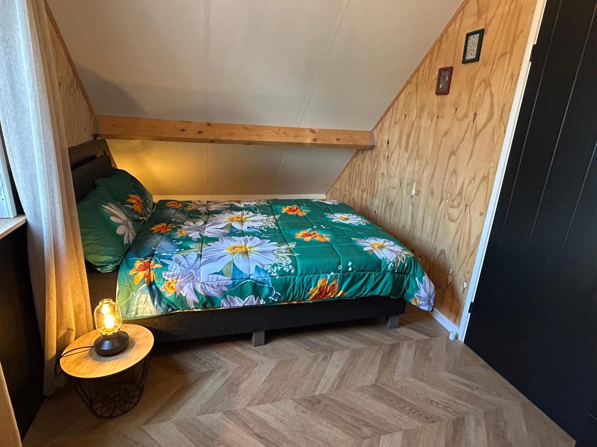 Tiny House Thuus Villa Sint Annaland Dış mekan fotoğraf